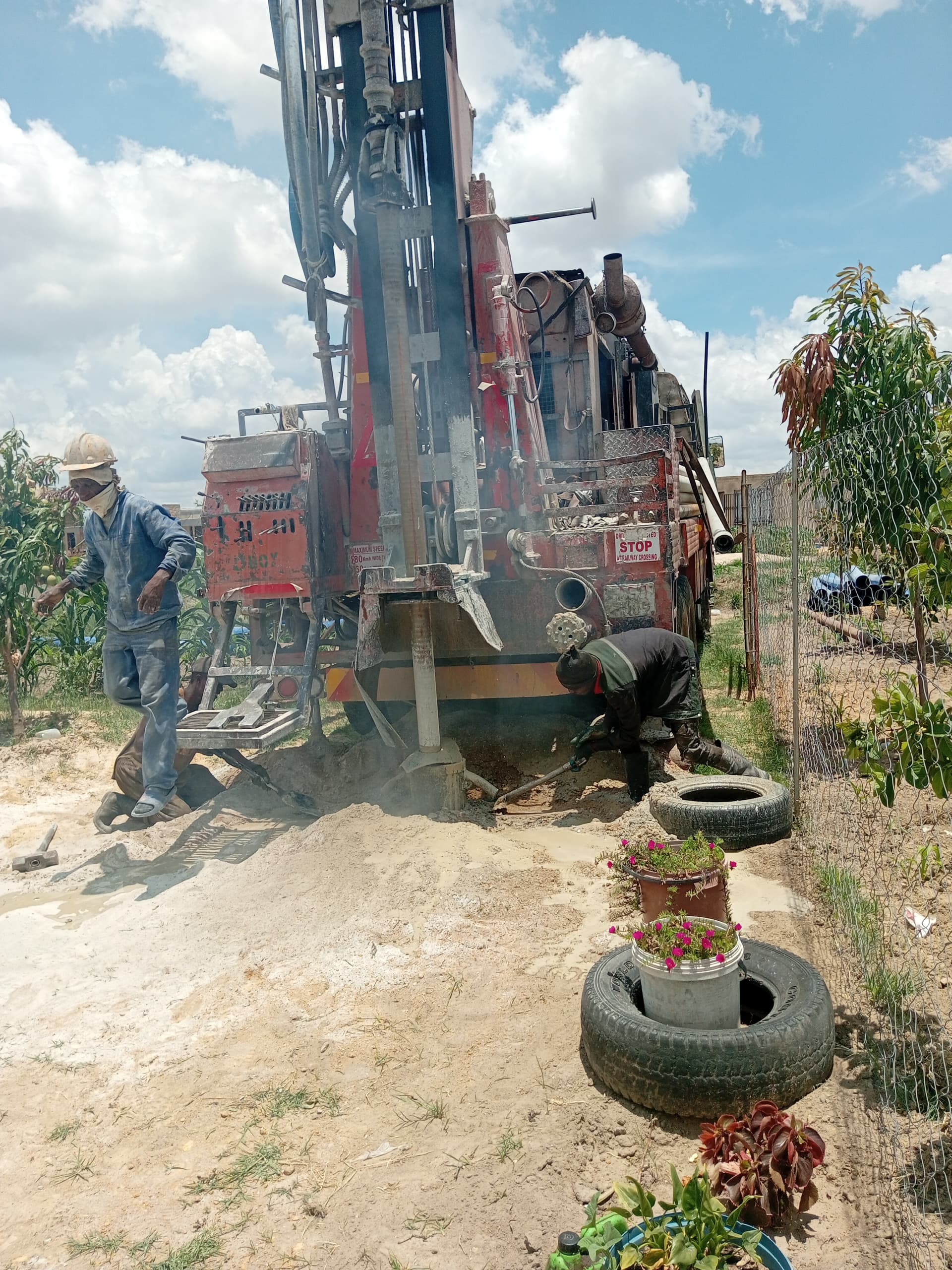 Boreholes drilling and installations